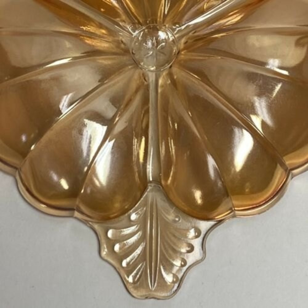 Jeannette Glass Marigold Iridescent Carnival Glass Doric Clover Leaf Candy Dish - Picture 10 of 11
